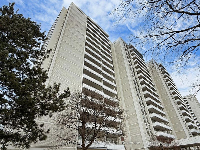10 Parkway Forest Dr 505, Toronto